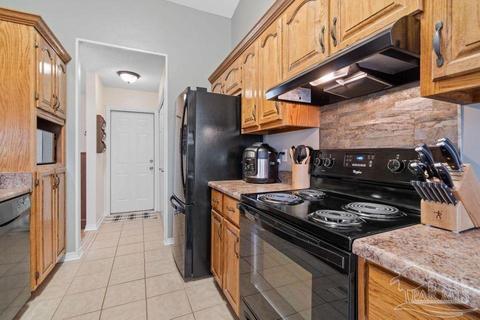 4340 Bayou Ridge Dr, Pace, FL 32571 photo 9