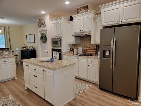 5459 Roseview Ct, Milton, FL 32583 photo 9