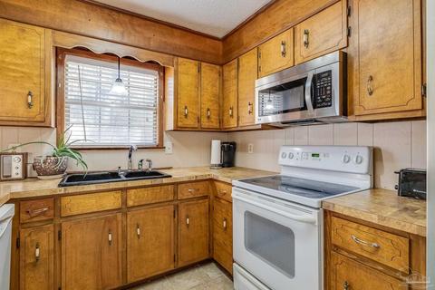 5799 Cactus Dr, Milton, FL 32583 photo 14