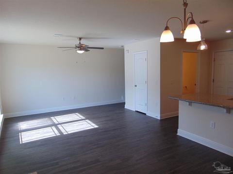 4371 Village Oak Ln, Pace, FL 32571 photo 11