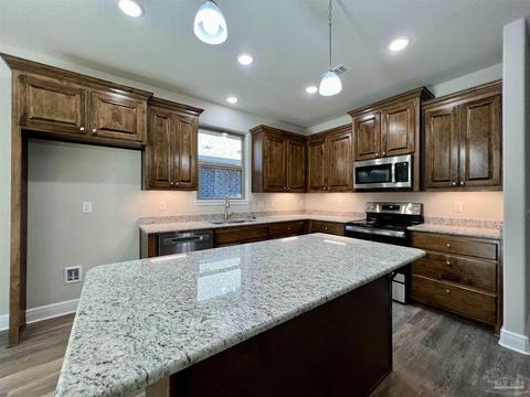 5330 Parkside Dr, Pace, FL 32571 photo 7