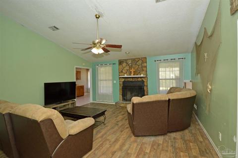 5009 Forest Creek Dr, Pace, FL 32571 photo 6
