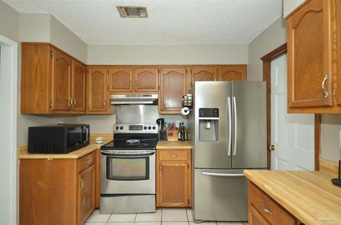 5009 Forest Creek Dr, Pace, FL 32571 photo 10