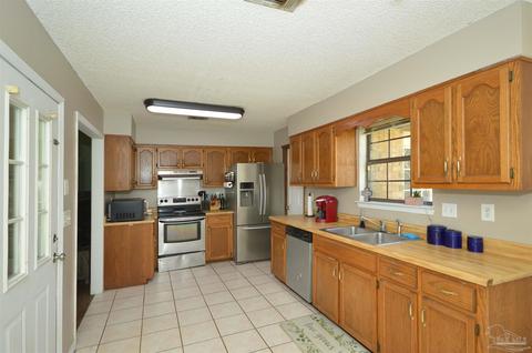 5009 Forest Creek Dr, Pace, FL 32571 photo 11
