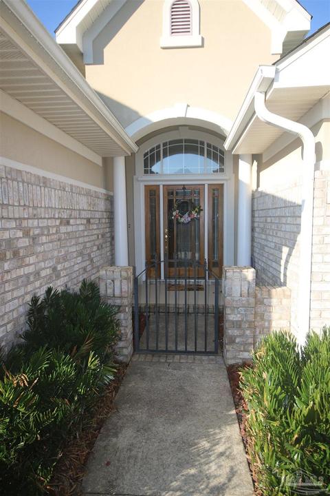 5733 Cobble Creek Dr, Pace, FL 32571 photo 2