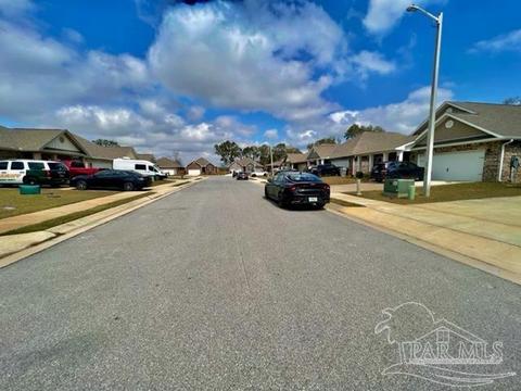 3766 Hawks Landing Cir, Pace, FL 32571 photo 4