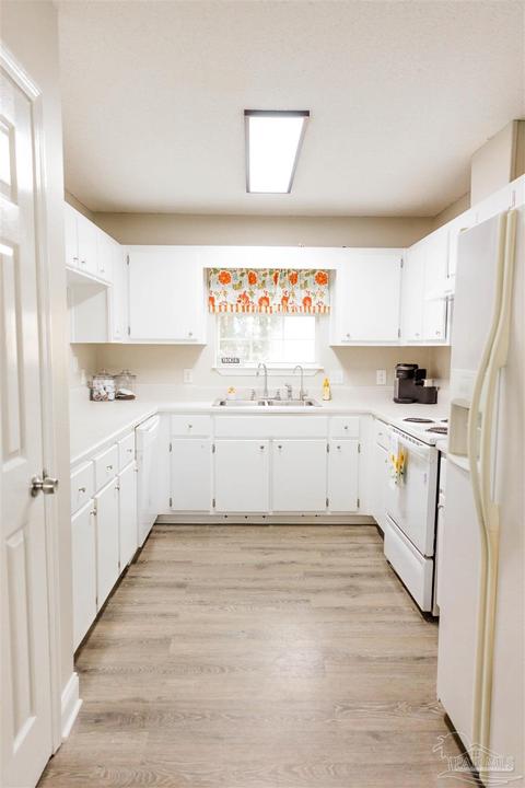4221 Castille Ave, Pace, FL 32571 photo 8