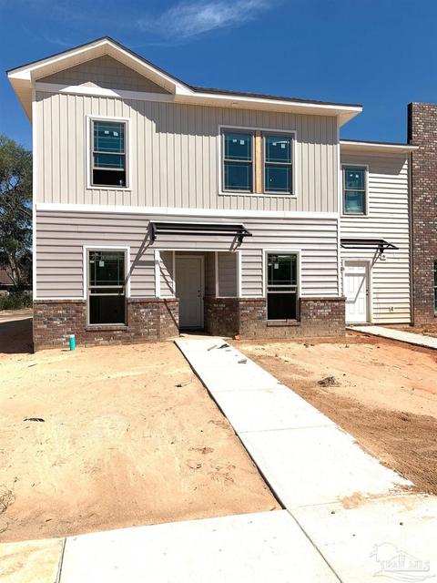 5049 Peach Dr, Pace, FL 32571 photo 1