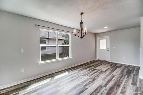 5695 Divot Ln, Milton, FL 32570 photo 11