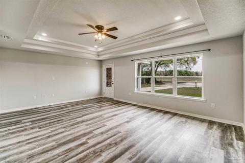 5695 Divot Ln, Milton, FL 32570 photo 4