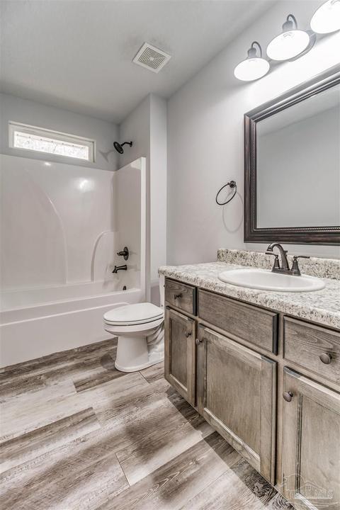 5695 Divot Ln, Milton, FL 32570 photo 24