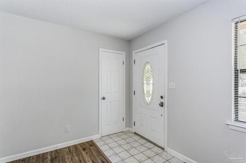 4732 Hamilton Bridge Rd, Pace, FL 32571 photo 5