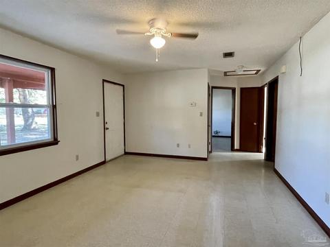 5409 Chipper Ln, Pace, FL 32571 photo 5