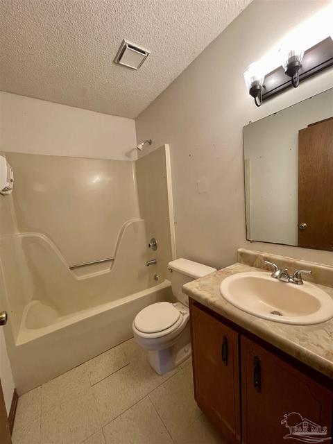 5409 Chipper Ln, Pace, FL 32571 photo 8