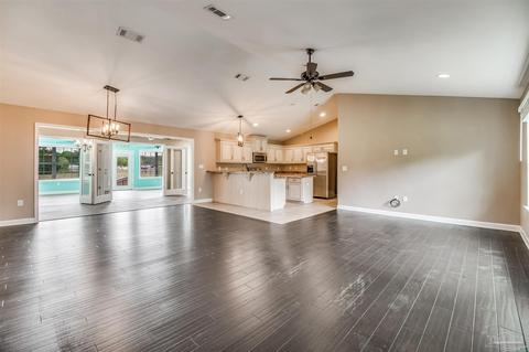 4661 Trinity Ln, Pace, FL 32571 photo 4