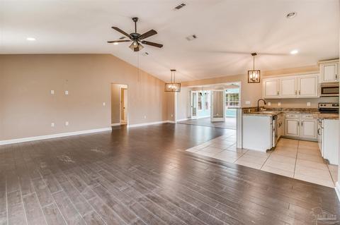 4661 Trinity Ln, Pace, FL 32571 photo 3