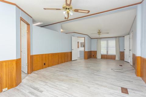 4388 Bell Ln, Pace, FL 32571 photo 10