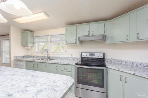 4388 Bell Ln, Pace, FL 32571 photo 9