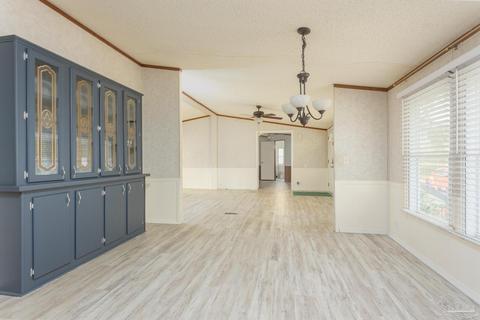 4388 Bell Ln, Pace, FL 32571 photo 5