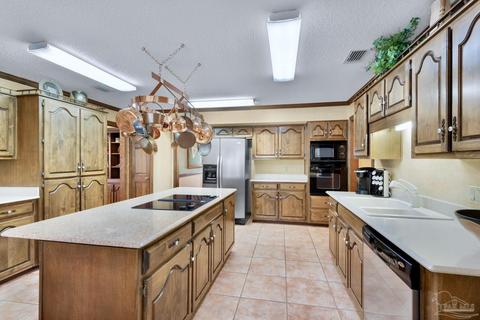 7554 Lakeside Dr, Milton, FL 32583 photo 18