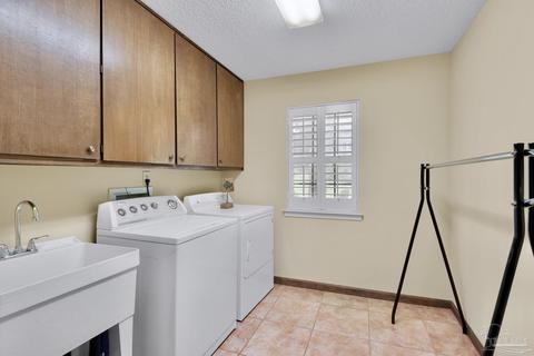 7554 Lakeside Dr, Milton, FL 32583 photo 21