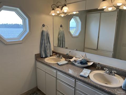 7685 Petersen Pt Rd, Milton, FL 32583 photo 13