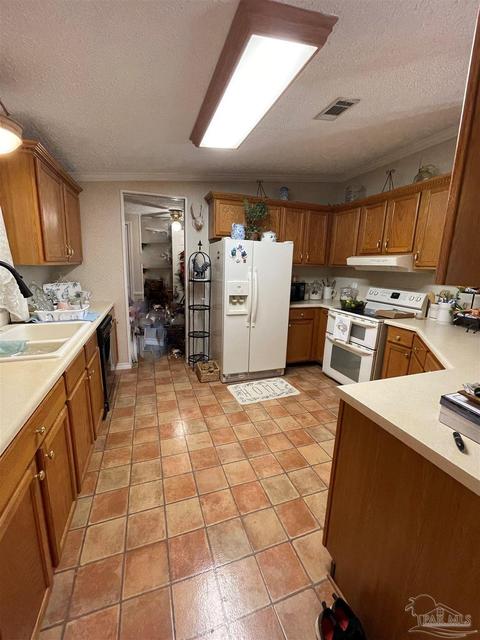 4821 Dixonville Rd, Jay, FL 32565 photo 12