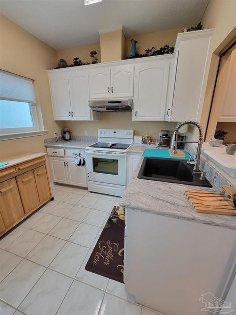 4512 Bayside Dr, Milton, FL 32583 photo 6