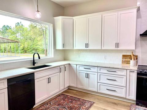 6837 Beaudry Ln, Milton, FL 32570 photo 13