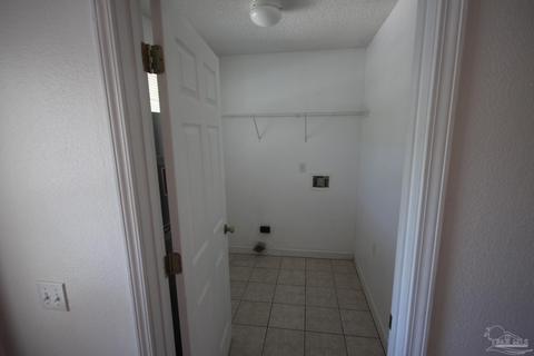 5285 Overbrook Dr, Milton, FL 32570 photo 17