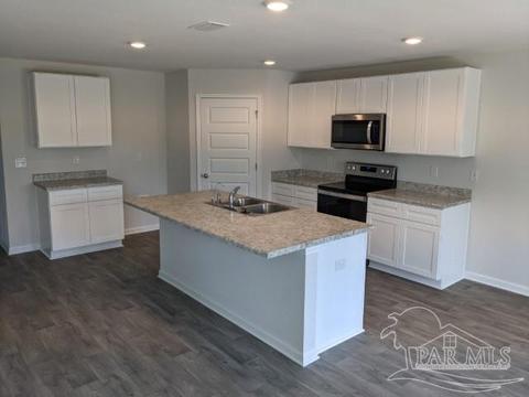 5249 Peach Dr, Pace, FL 32571 photo 3