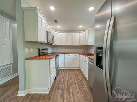6437 Julia Dr, Milton, FL 32570 photo 7