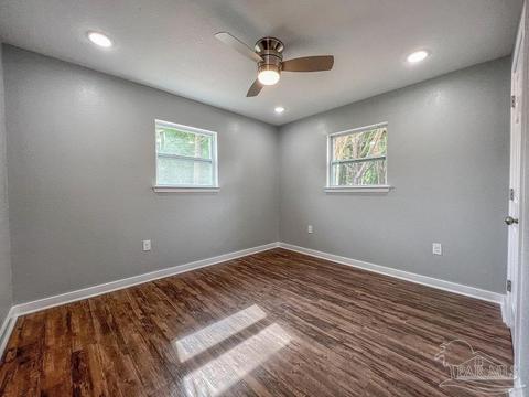 6437 Julia Dr, Milton, FL 32570 photo 18