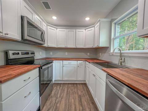 6437 Julia Dr, Milton, FL 32570 photo 8
