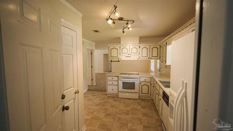 5532 Cox Rd, Milton, FL 32583 photo 15