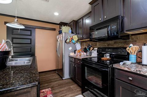 1645 Christmas Tree Rd, Milton, FL 32570 photo 10
