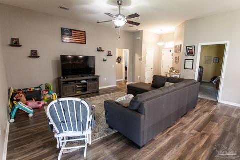 4406 Thistle Pine Ct, Pace, FL 32571 photo 3