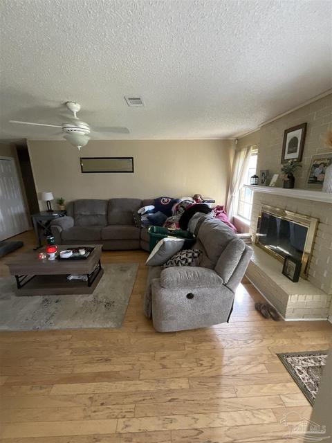4311 Grant St, Pace, FL 32571 photo 4
