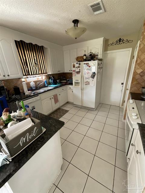 4311 Grant St, Pace, FL 32571 photo 2