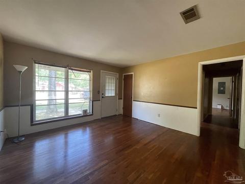 6741 Joy St, Milton, FL 32583 photo 3