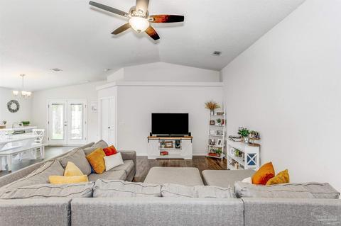 4961 Wabash Pine Ct, Pace, FL 32571 photo 7