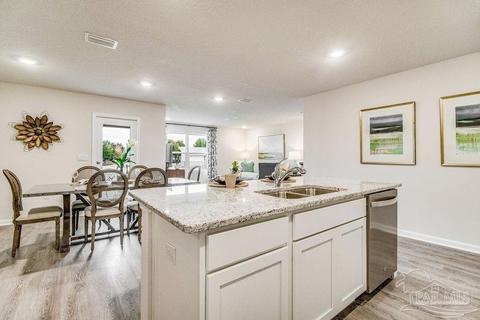 5293 Peach Dr, Pace, FL 32571 photo 8