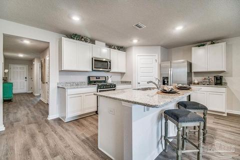 5293 Peach Dr, Pace, FL 32571 photo 3