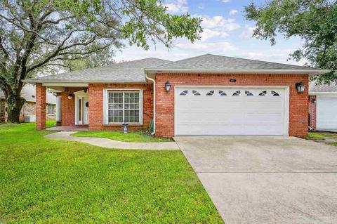 3922 Windsor Castle Blvd, Milton, FL 32583 photo 1