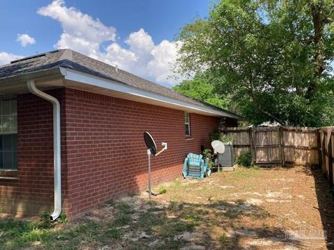 5215 Goshawk Dr, Milton, FL 32570 photo 2