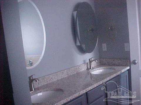 Undisclosed, Pace, FL 32571 photo 17