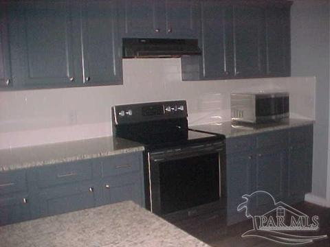 Undisclosed, Pace, FL 32571 photo 10