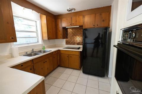 6475 Barnes St, Milton, FL 32570 photo 6