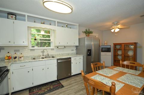 5276 Bishop Rd, Milton, FL 32570 photo 13