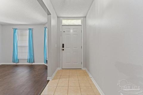 5848 Chi Chi Cir, Milton, FL 32570 photo 3